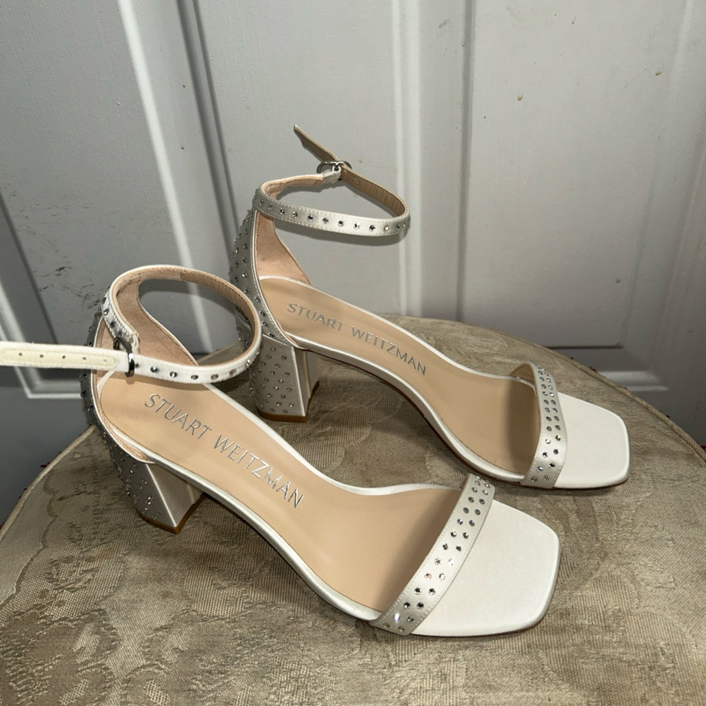 New $595.99 Stuart Weiztman Women's White Nudistcurve 75 Block Heel Sandal Sz 9b